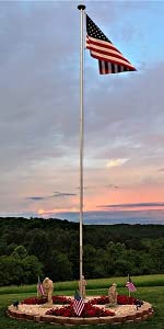 Telepole Manufacturing Inc 17' Sectional Flagpole with 266 LED Solar Light Silver