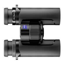 ZEISS SFL 10x30 Binoculars Black - Compact, High Light Transmission for Bird Watching, Bundle with Microfiber Lens Care Kit