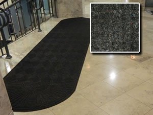 FloorGuard Heavy Duty All Purpose Entrance Mat Diamond 6' x 21' Charcoal