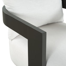 SAFAVIEH Couture Outdoor - Leilani Chaise Lounge - Dark Grey & White Removable Cushion - Modern Aluminum Outdoor Lounger for Patio, Deck, Poolside & Backyard, 16.9" Seat Height (CPT4030A)