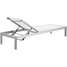 Pemberly Row Modern Aluminum Patio Chaise Lounge Set of 6 White