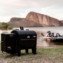 Green Mountain Grills Trek Prime 20 Portable WiFi Pellet Grill