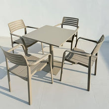 Tables and Chairs, Internet Celebrity Outdoor Balcony Leisure Small Round Table Courtyard Garden Nordic Milk Tea Table and Chairs Terrace(B)
