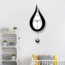 Retro Outdoor Wall Clock with Silent Pendulum, Weatherproof & Windproof Garden Clock for Home, Patio, Living Room, Bedroom – Precise Non-Ticking Timepiece