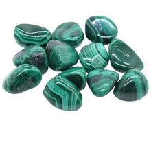 Outdoor Decorative Stones Natural Malachite Turquoise Quartz Crystals and Healing Stones Tumbled Bulk Mineral Specime Gemstones Home Aquarium Decoration Rocks for Planters(Malachite,1000g)
