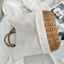 ASWRTYJO Portable Woven Stitching Storage Basket Shopping Bag Wicker Rattan Storage Basket Fruit Food Picnic Basket