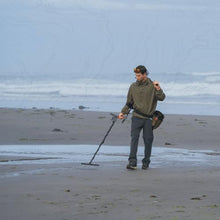 MINELAB Vanquish 560 PRO-Pack Fully-Automatic Lightweight Waterproof Metal Detector with Multi-IQ Technology, Includes V12X 12" and V8X 8" Double-D Coils and Wireless Ear Buds