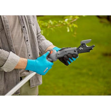 Gardena 14774-20 Cordless Telescopic High Branch Scissors HighCut 250/18V P4A Set