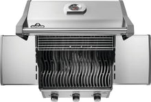 Napoleon Rogue 425 3-Burner Propane Grill