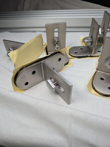 Planet 4 Solar - Mounting Kit for mounting 5 Solar Panels to a Shingle roof, with Clamps, T-Mounting Brackets & 88 Inch Made in the USA Rails.