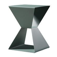 Living Room Table Metal Minimalist Living Room Sofa Corner Several Bedroom Bedside Storage Side Creative Table Frame Exquisite and Durable Outdoor Side Table (Color : Black)