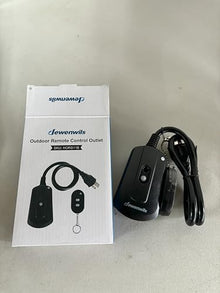 The VacDaddy Pro Bundle Accessory Kit with V2W Kit, Aluminum Adapter Pole, Shallow Water Adapter, VacCaddy, and a Remote On/Off Switch.