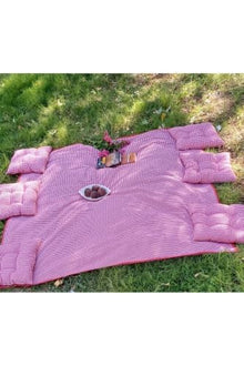 SODEF Picnic Set 7 Piece: 6 Square Cushions 40x40cm & 1 Tablecloth 170x170cm, Red Fabric, Multi-Purpose Outdoor Use - Red