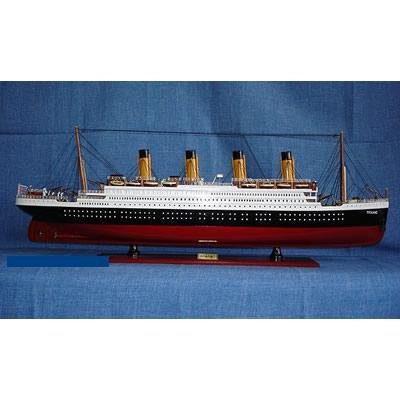 212 Main Titanic Painted Model Boat Multicoloured