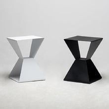 Living Room Table Metal Minimalist Living Room Sofa Corner Several Bedroom Bedside Storage Side Creative Table Frame Exquisite and Durable Outdoor Side Table (Color : Black)