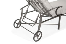 Winston Manor Chaise Weathered Teak/Linen Lace