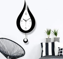 Retro Outdoor Wall Clock with Silent Pendulum, Weatherproof & Windproof Garden Clock for Home, Patio, Living Room, Bedroom – Precise Non-Ticking Timepiece