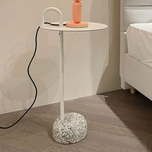 Modern Small Metal End Side Table, Indoor Outdoor Round Bistro Tables, Portable Coffee Table, Bed Side Table Nightstand, Rust & Weather Resistant Simple(Black)