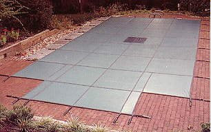 Swimming Pool Winter Cover - Loop Loc Ultra Loc-Solid W/Drain Panels - 20 Ft X 40 Ft W/ 4 Ft X 8 Ft Center Step