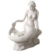 HI-LINE Mermaid on Rock