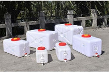 DIROVO Water Tank Plastic Rain Barrels Handle Design Large Diameter Easy Clean Environmental Protection and Hygiene Convenient Carry(200L)