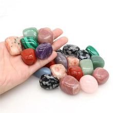Outdoor Decorative Stones Natural Tumbled Stones Bulk Polished Rocks Gemstones Assorted Healing Crystals for Home Garden Tank Aquarium Decoration Rocks for Planters(Malachite,1kg)