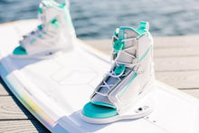 Liquid Force 2024 Angel Wakeboard 139cm with Plush Wakeboard Bindings Package Multi