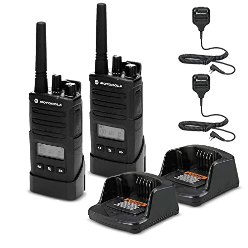 Motorola Solutions RMU2080D 2-Way Business Radio with Display & Remote Speaker Mic Bundle Black