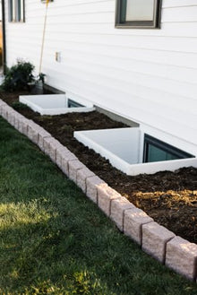 Beuta Landscape Edging | Garden Edging Border | Polyrock Blocks for Lawn Edging, Flower Beds & Yard Edging– 40 Pack | Each Section Has 6 Blocks 48" L x 4" W x 6.5" H | 80 Spikes | Cobblestone