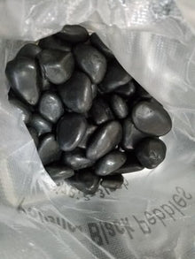 VOOYA HOME Polished Pebbles, Decorative Landscaping Stone, Round, 1.5 to 3 Inch, 2200 lbs (Black, 1.5-3 inch)