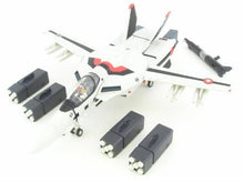 ナスカ(NASKA) Macross Vf-1s Variable Fighter Hikaru Ichijo 1/48 Scale Model