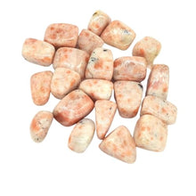 Outdoor Decorative Stones Natural Malachite Turquoise Quartz Crystals and Healing Stones Tumbled Bulk Mineral Specime Gemstones Home Aquarium Decoration Rocks for Planters(Malachite,1000g)