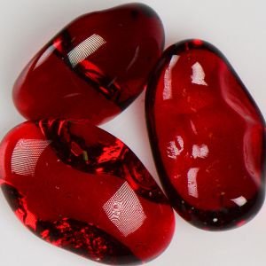 Strawberry Firepit Glass Medium 22 Lb Bag