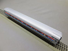 Lionel AMTRAK Amfleet Phase III Passenger Coach Car 2 Pack O Gauge Silver