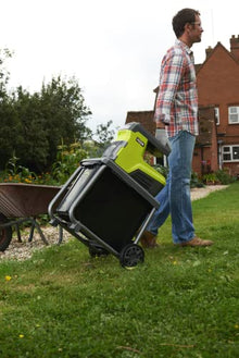 RYOBI - Bio-Crusher 220V, 3000W with Wheels - Ø max. Branch 45 mm, Rotation Inversion, Overload Protection, Collecting Tray 200 kg/h - Collection Tray 55L, Push Button - RSH3045U
