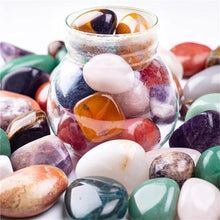 Outdoor Decorative Stones Natural Tumbled Stones Bulk Polished Rocks Gemstones Assorted Healing Crystals for Home Garden Tank Aquarium Decoration Rocks for Planters(Malachite,1kg)