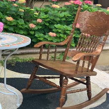Solid Wood Carved Rocking Chair, French Wooden Outdoor Patio Furniture, Recliner Retro Medieval Living Room Chairs, Black Balcony Leisure Patio Chairs For The Elderly, Load-bearing 100kg/220lbs ( Colo