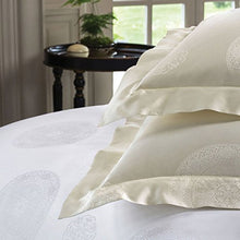 Sferra Giza Medallion Queen Flat Sheet White