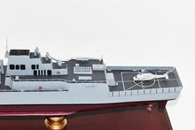 Squadron Nostalgia LLC USS Lenah H. Sutcliffe Higbee DDG-123 24-Inch Mahogany Model