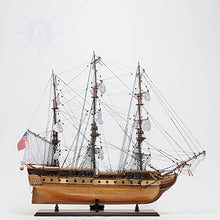 Old Modern Handicrafts USS Constitution Model Ship with Display Case Multicolor