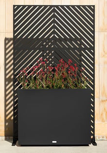 Veradek Block Series Span Planter + Arrow Privacy Screen Set, Black – Tall Outdoor Rectangular Planter with Removable Insert & Modern Privacy Divider Panel for Patio, Deck, Balcony or Garden