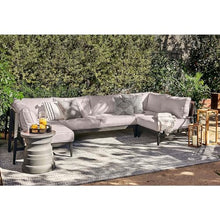 Outer 100% Recycled Plastic Stain-Resistant Indoor Outdoor Rug Pebble Gray 8x10
