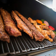 Broil King Regal Charcoal 400 Grill Black