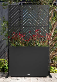 Veradek Block Series Span Planter + Arrow Privacy Screen Set, Black – Tall Outdoor Rectangular Planter with Removable Insert & Modern Privacy Divider Panel for Patio, Deck, Balcony or Garden