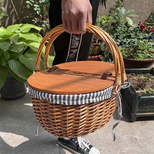ASWRTYJO Vintage-Style Wicker Picnic Hamper Lining Picnic Hamper Woven Natural Woodchip Wicker Basket With