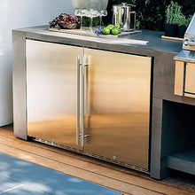 TrueFlame 5.3c Deluxe Outdoor Rated Fridge Right to Left Opening