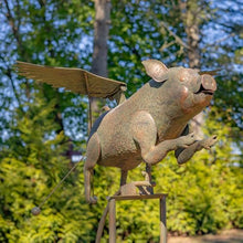 Large Rocking Animals with Flapping Wings Garden Stakes (Bronze, Flying Pig)