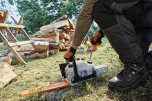 Stihl MS 162 Chainsaw W/ 16" Bar & Chain
