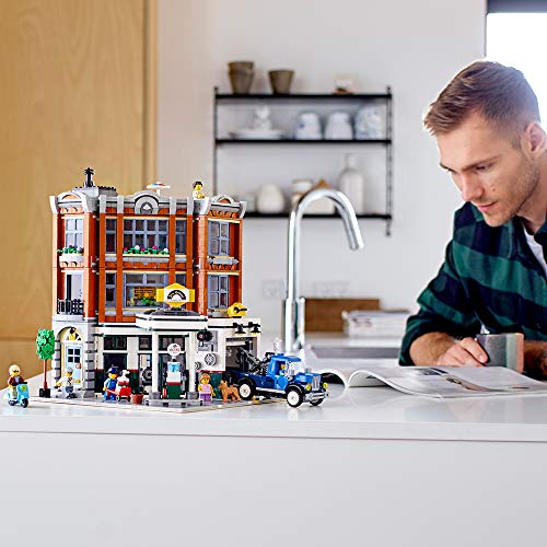 LEGO Creator Expert Corner Garage 10264 Building Kit Multicolor