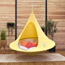 Double Cacoon Hanging Chair for Two – Cozy Indoor/Outdoor Hammock with Polyester Canvas, 440 lb Capacity, Includes 18ft Rope & Carabiner (Lemonade)